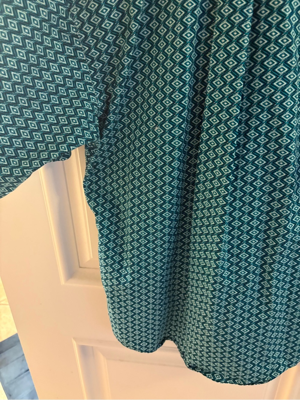 Ariat Geometric Short-Sleeve Button-Down Shirt - Picture 11 of 16